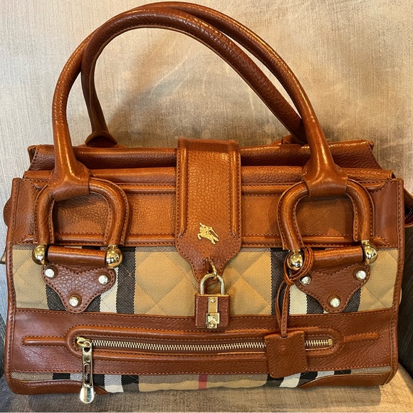 Burberry Handbag - Picture 1 of 8